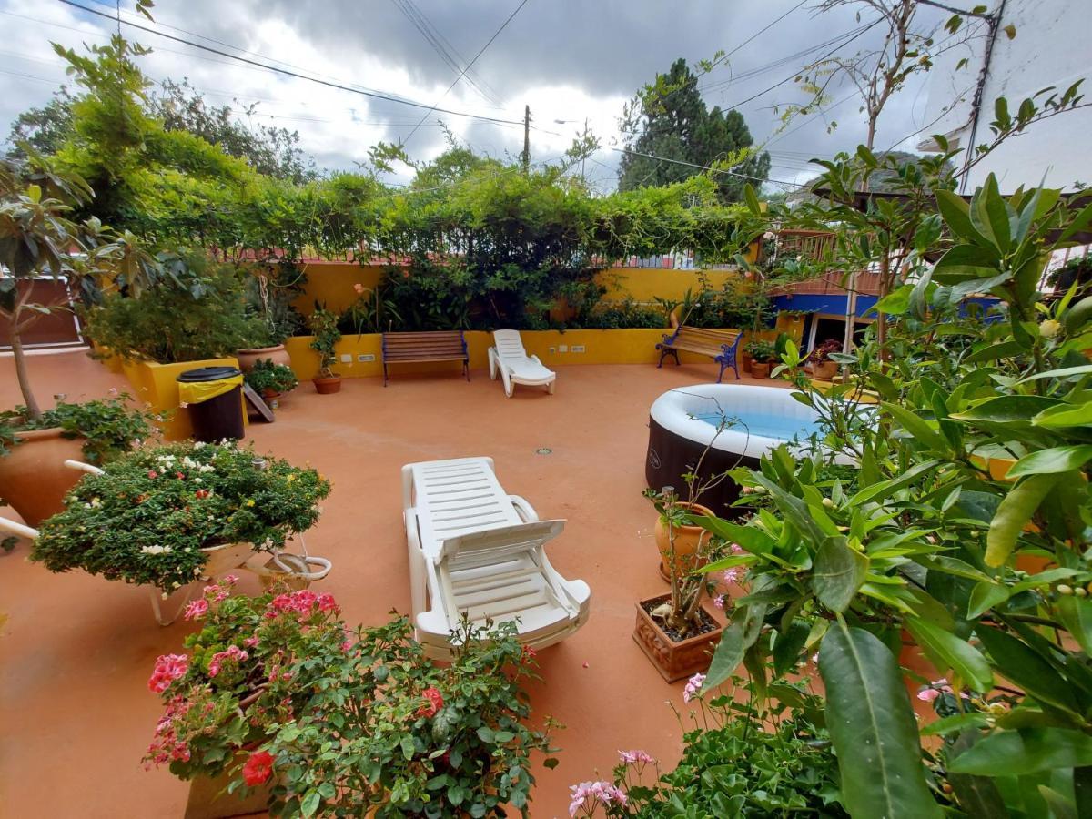 Casa Maestro Lelo - Acogedora Casa Rural Canaria Con Patios Y Jardines De Flores لاس بالماس دي غران كاناريا المظهر الخارجي الصورة